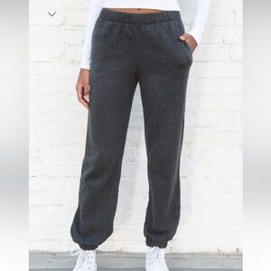 Brandy Melville Rosa sweatpants shadow